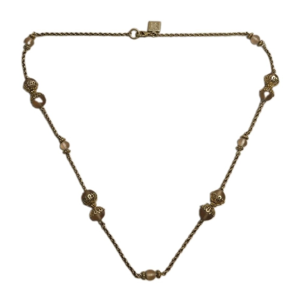 Liz Claiborne Gold Tone Station Necklace Frosted Peach Beads Filigree Caps 26in